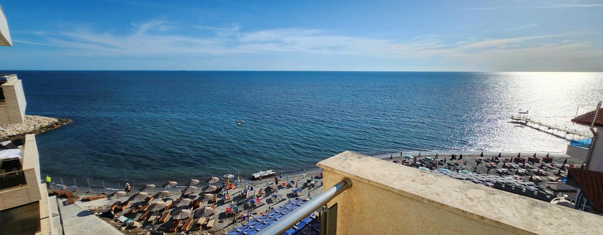 La Dolce Vita Durrës Exterior foto